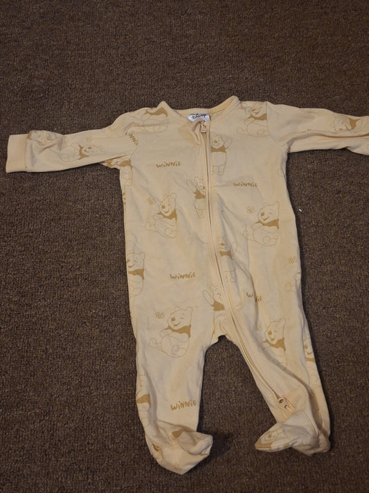 (000) Winnie the Pooh Zip onesie