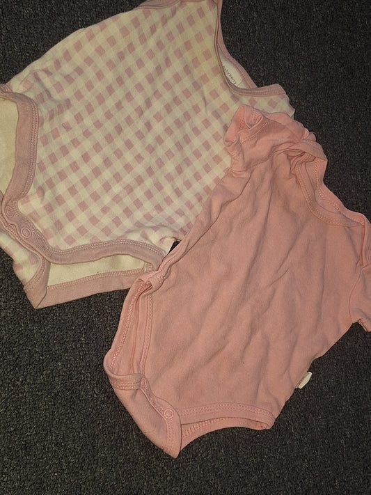 [00] All pink Two pack bodysuits