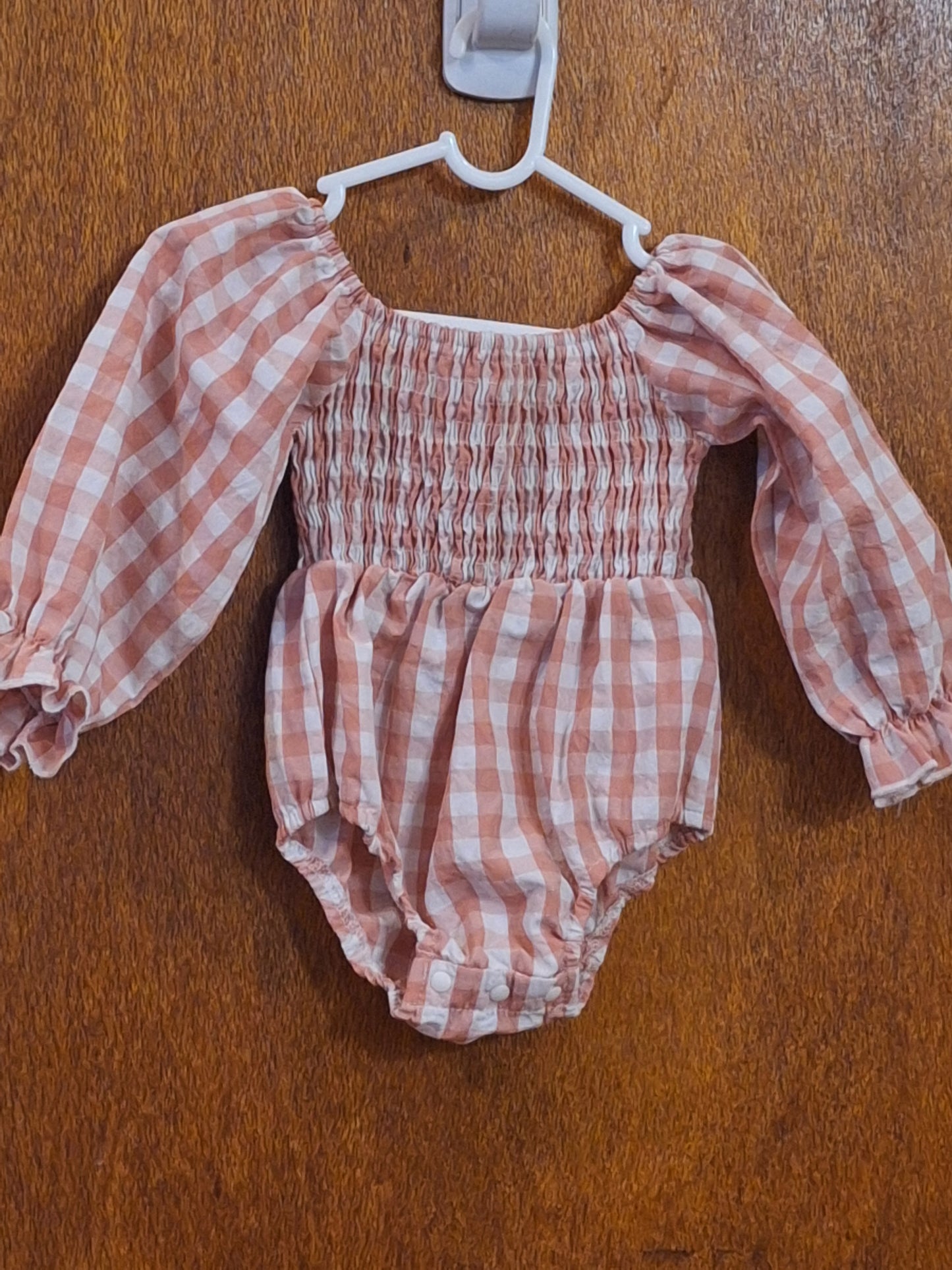 (00) Pink gingham Romper