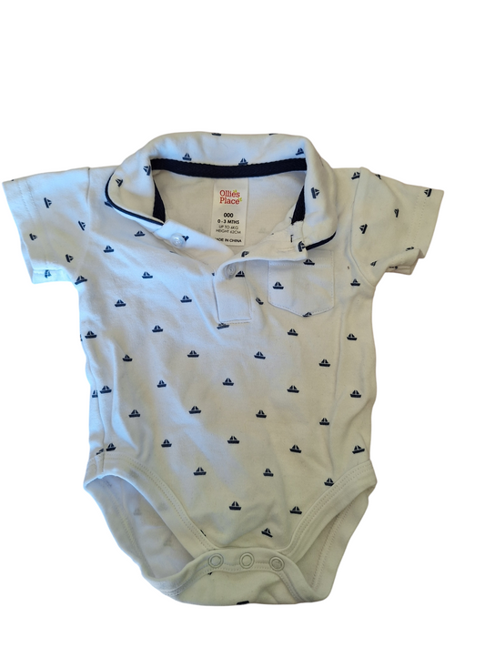 (0-3 months ) Ollie's place collared body suit